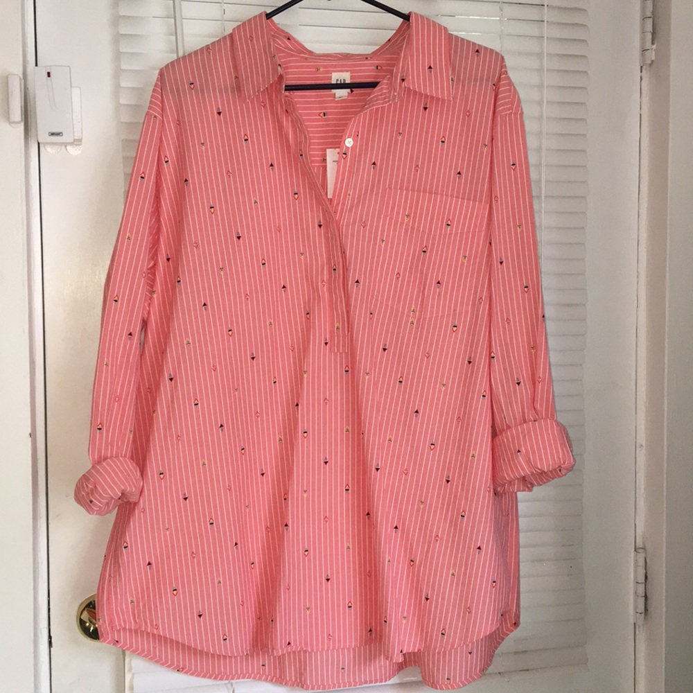 Button-down shirt tunic! Adorable color/print! 💗